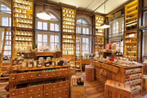 tea shop in the moated castle (Fleetschlösschen) between Holländischbrookfleet and Wandrahmsfleet, Speicherstadt / warehouse district, Hamburg, Germany tea shop in the moated castle (Fleetschlösschen) between Holländischbrookfleet and Wandrahmsfleet, Speicherstadt / warehouse district, Hamburg, Germany